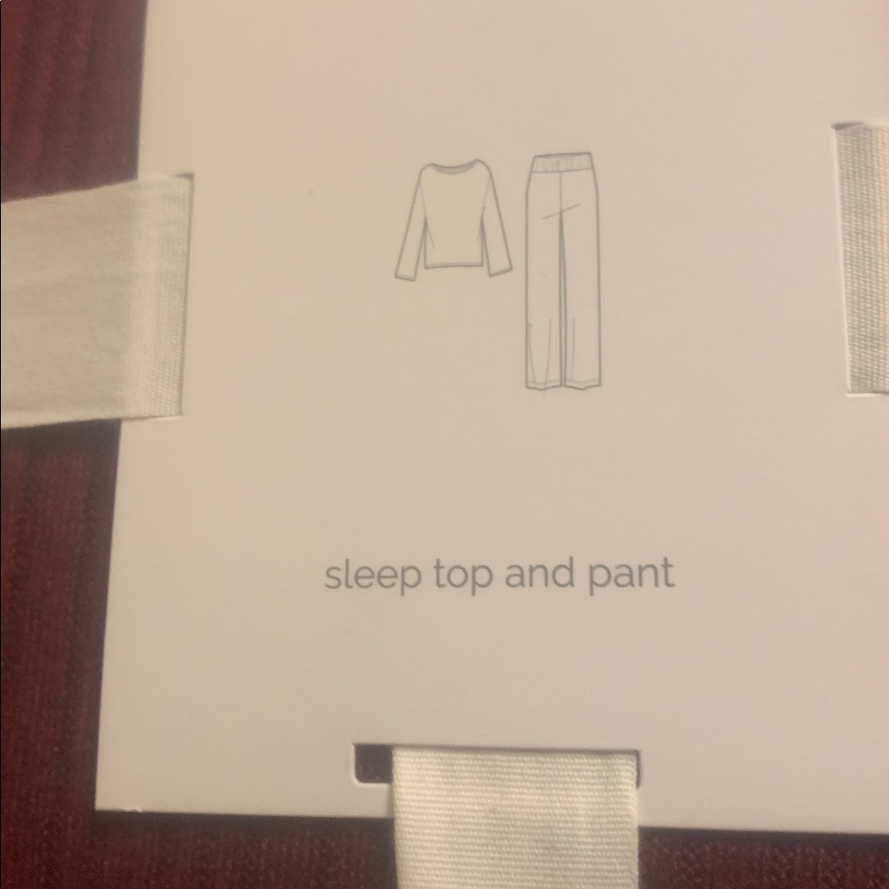 Sleep Top and Pant Set - Picture 2 of 4